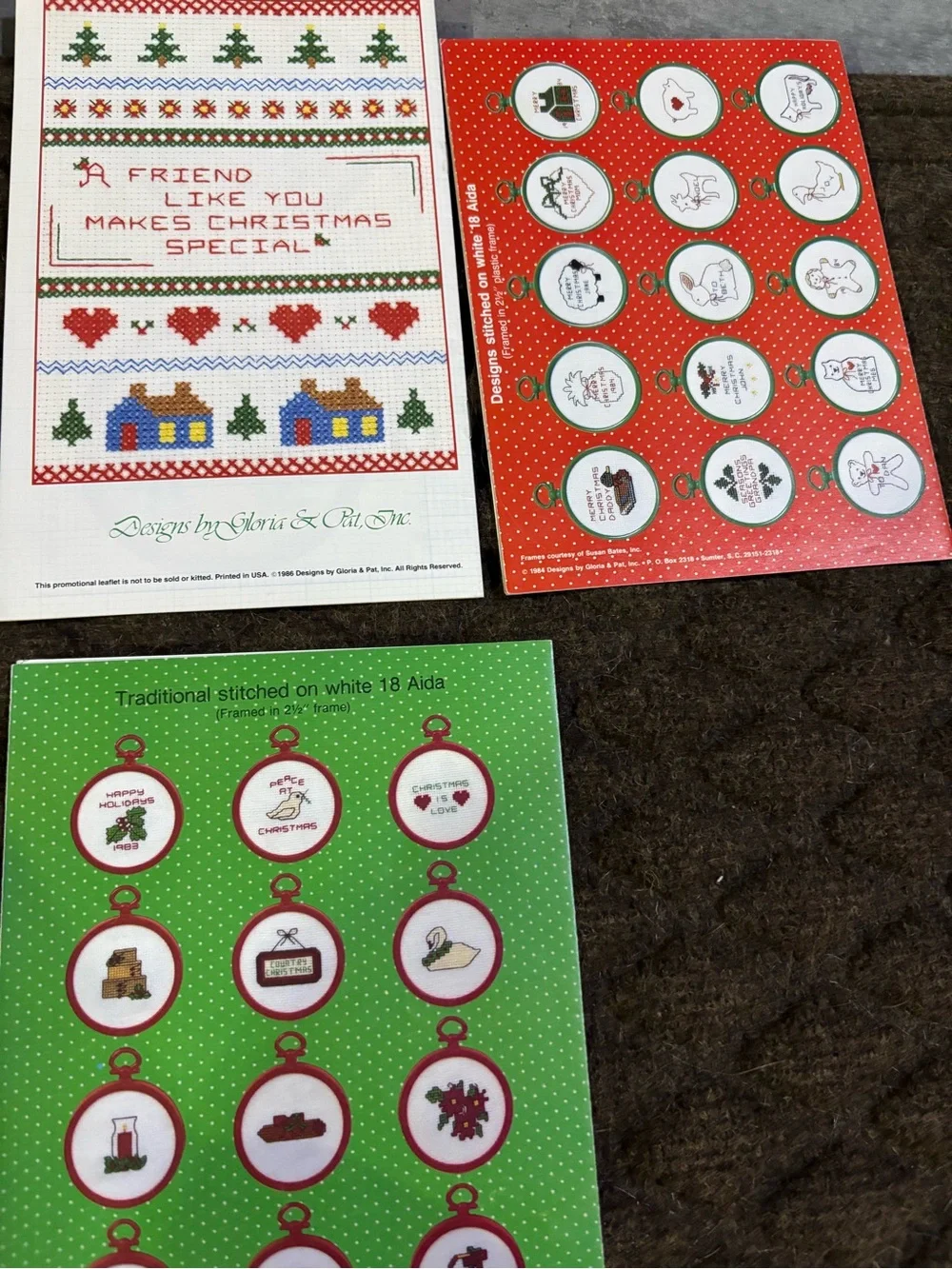 Christmas Needlecraft Pattern Booklet - Green & Red 9 total